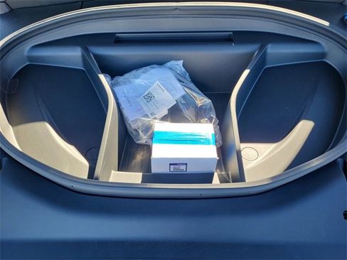 New 2025 Volvo EX90 Plus image 21