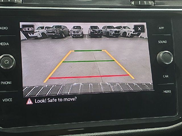 Used 2022 Volkswagen Tiguan SE R-Line FWD image 18