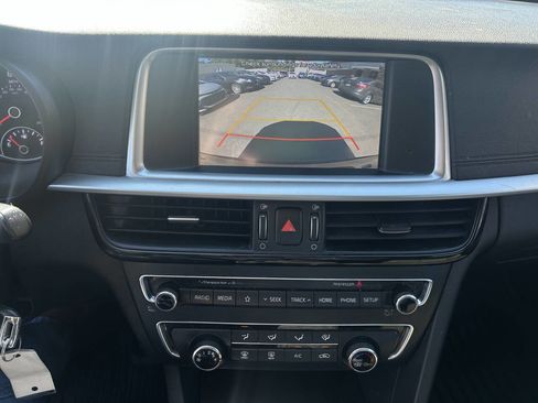 Used 2020 Kia Optima LX image 12