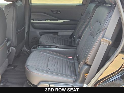 New 2026 Nissan Pathfinder Rock Creek w/ Rock Creek Premium Package AWD/4WD image 17