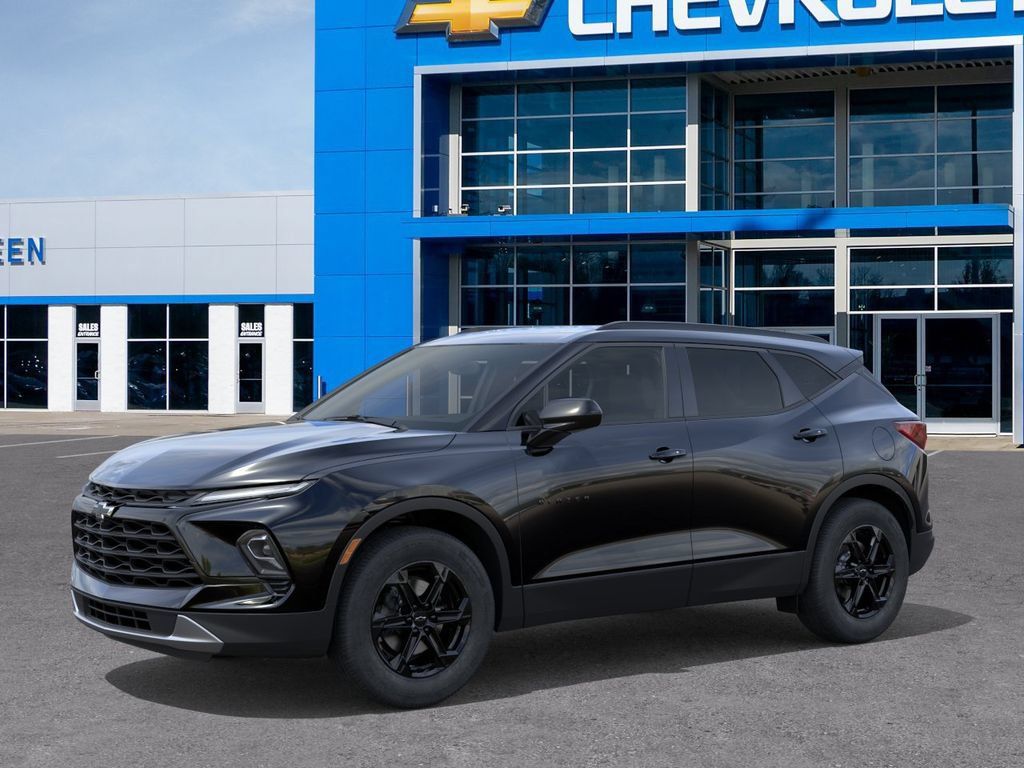 New 2026 Chevrolet Blazer LT w/ Convenience Package AWD/4WD image 2