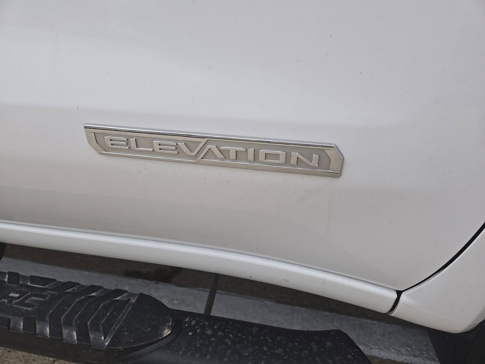 Used 2020 GMC Sierra 1500 Elevation w/ Elevation Value Package RWD image 5