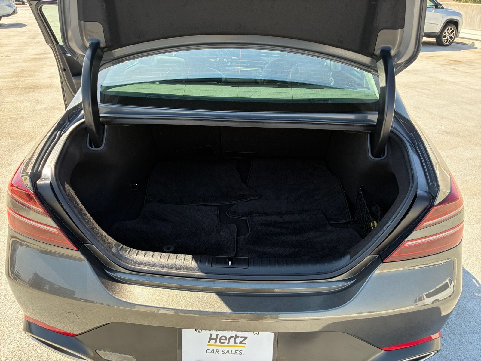 Used 2026 Genesis G70 2.5T RWD image 32