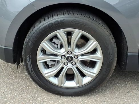 Used 2024 Ford Edge Titanium AWD/4WD image 9