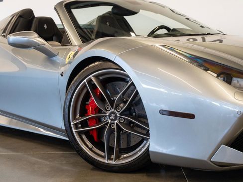 Used 2017 Ferrari 488 Spider image 19