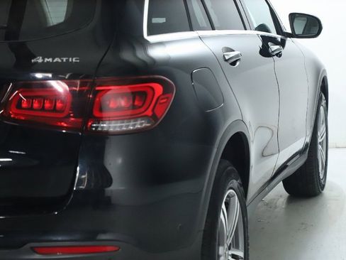 Used 2022 Mercedes-Benz GLC 300 GLC 300 image 8