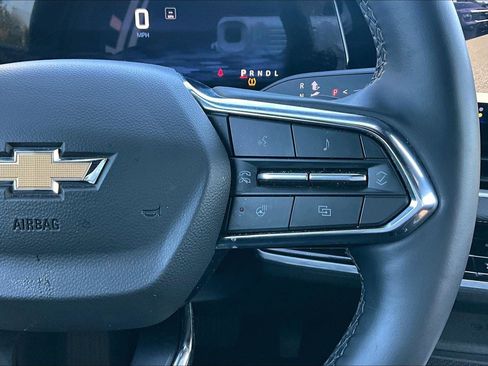 Certified 2025 Chevrolet Equinox LT w/ Convenience Package II image 10