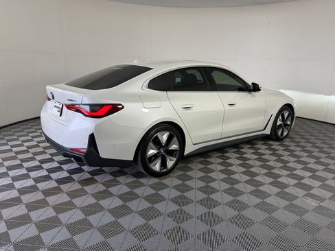 Used 2023 BMW i4 eDrive35 w/ Premium Package RWD image 9