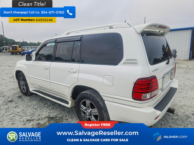 Used 2007 Lexus LX 470 4WD w/ Preferred Accessory Pkg image 3