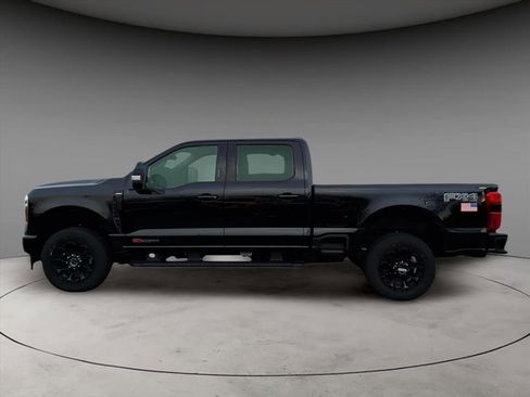 New 2026 Ford F350 Lariat w/ Black Appearance Package image 27