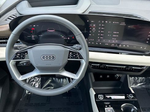 New 2025 Audi Q6 e-tron Premium Plus image 13