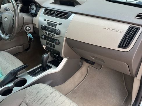 Used 2008 Ford Focus SE image 20