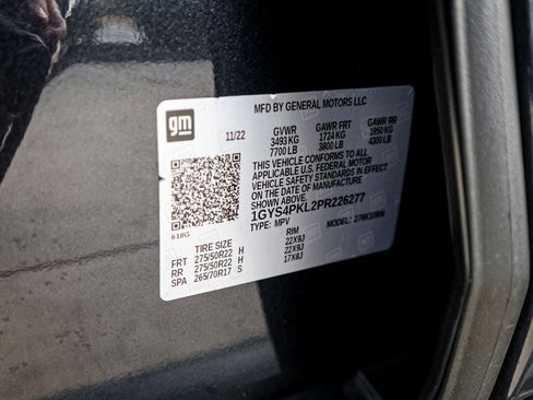 Used 2023 Cadillac Escalade ESV Sport w/ Touring Package image 36