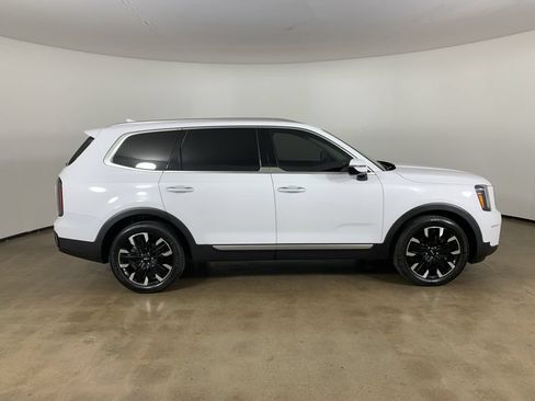 Used 2023 Kia Telluride SX AWD/4WD image 7