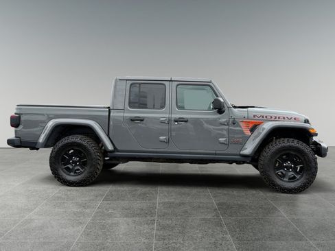 Used 2020 Jeep Gladiator Mojave AWD/4WD image 5