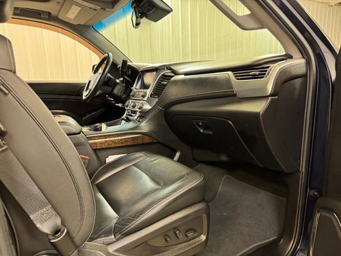 Used 2018 Chevrolet Tahoe LT w/ LT Signature Package image 30