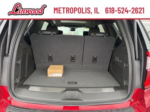 New 2026 GMC Yukon AT4 w/ AT4 Premium Plus Package image 14