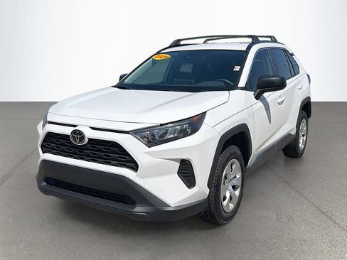 Used 2021 Toyota RAV4 LE FWD image 8