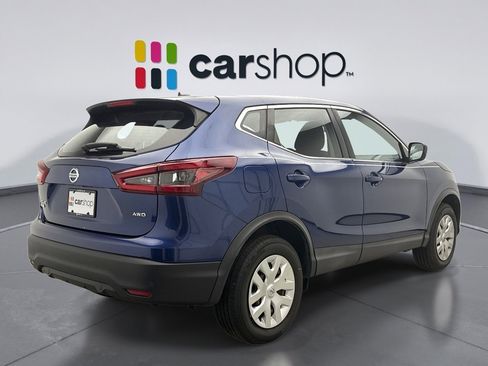 Used 2020 Nissan Rogue Sport S image 5