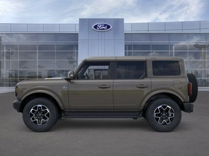 New 2025 Ford Bronco Outer Banks
