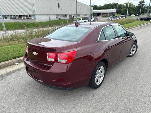 Used 2015 Chevrolet Malibu LT FWD image 3