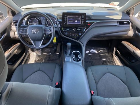 Used 2022 Toyota Camry LE w/ Carpet Mat Package (TMS) FWD image 10