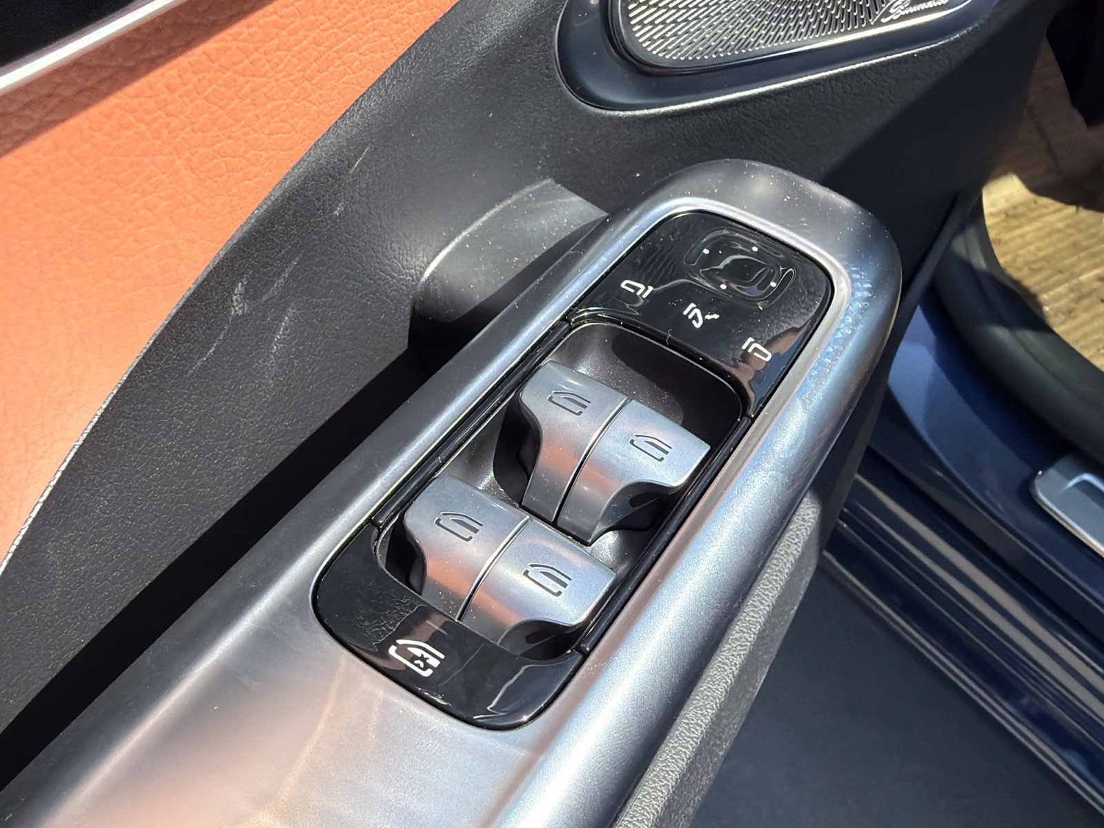 New 2026 Mercedes-Benz C 300 4MATIC Sedan image 17