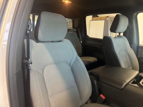 Used 2021 RAM 1500 Big Horn AWD/4WD image 34