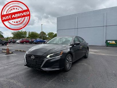 Used 2024 Nissan Altima 2.5 SV