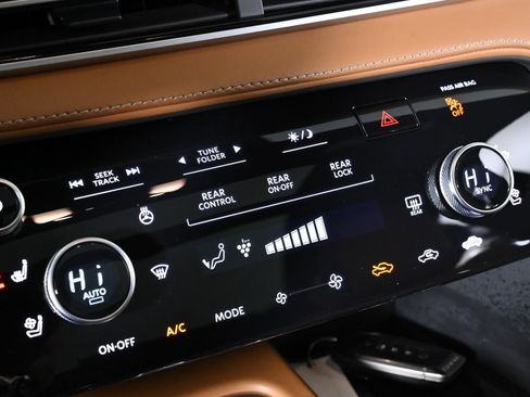 Certified 2026 INFINITI QX60 Autograph w/ Dark Cargo Package image 15