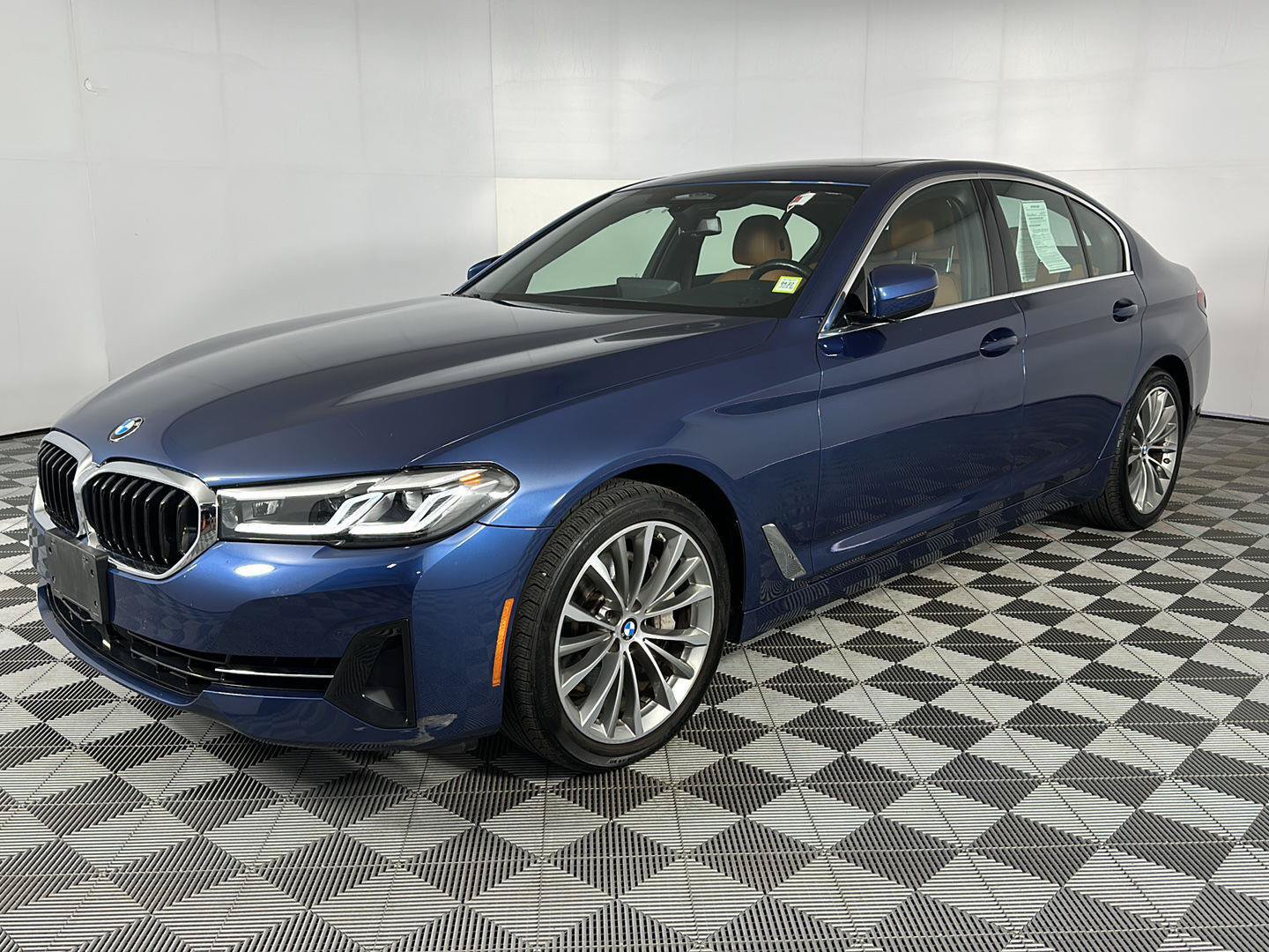 Used 2022 BMW 540i xDrive AWD/4WD image 5
