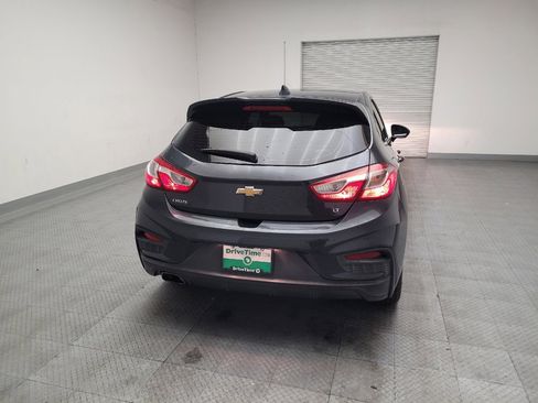 Used 2018 Chevrolet Cruze LT w/ Convenience Package FWD image 7