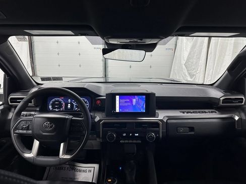 Used 2026 Toyota Tacoma TRD Off-Road AWD/4WD image 41