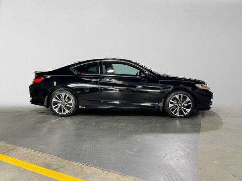 Used 2016 Honda Accord EX image 2