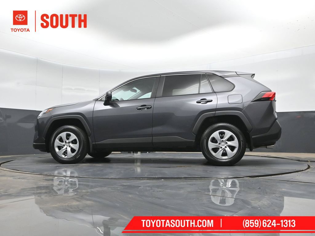 Used 2024 Toyota RAV4 LE FWD image 40