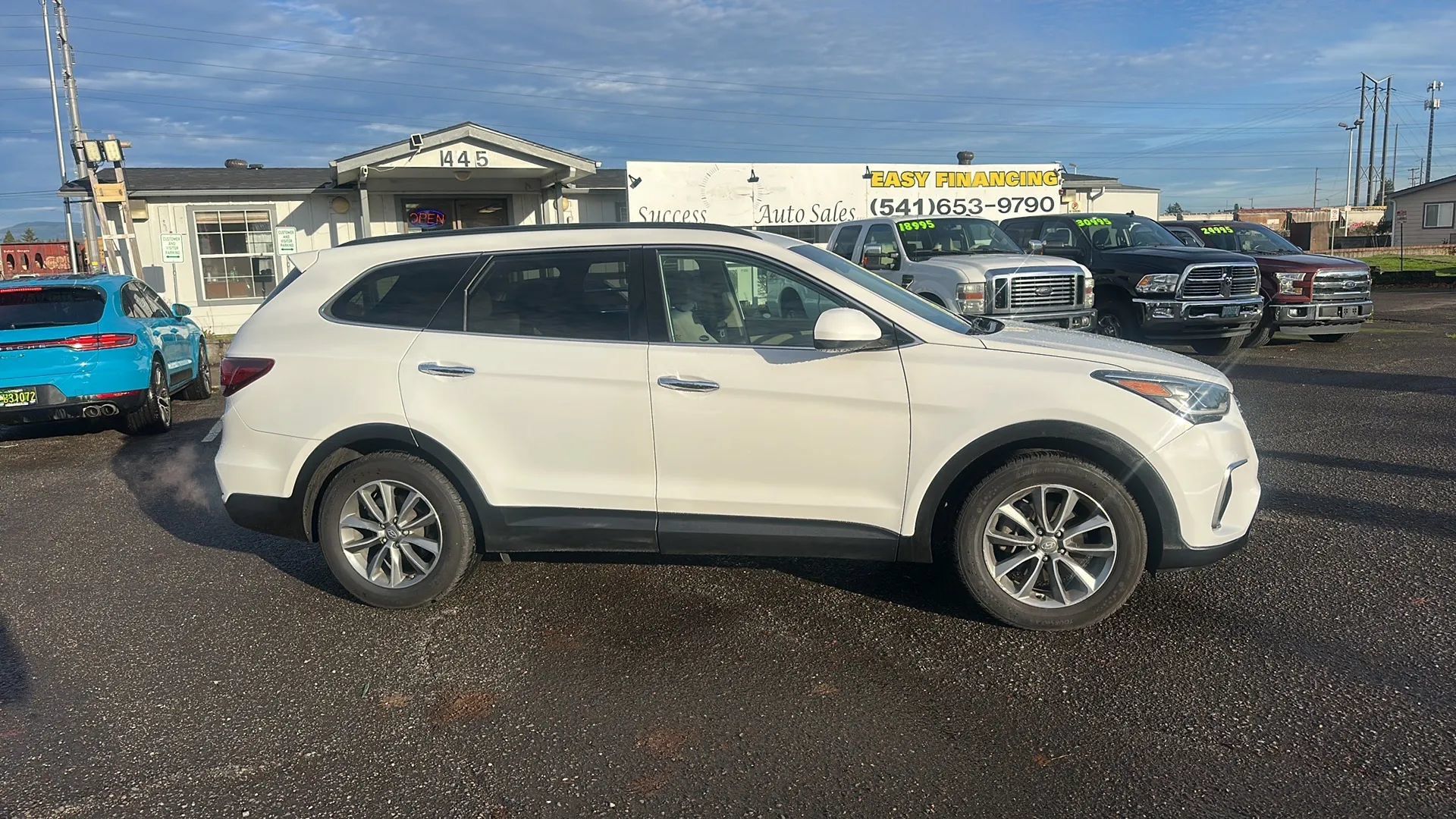 Used 2019 Hyundai Santa Fe XL SE AWD/4WD image 2