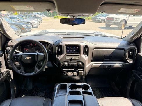 Used 2021 Chevrolet Silverado 2500 W/T w/ WT Convenience Package AWD/4WD image 28