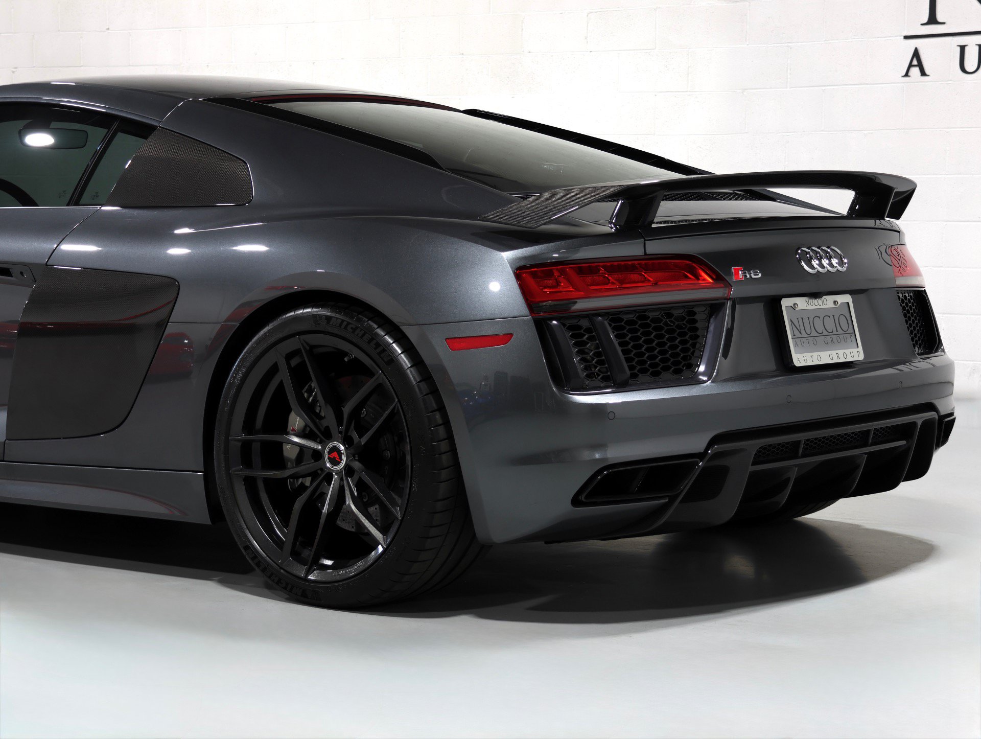 Used 2017 Audi R8 V10 plus AWD/4WD image 14