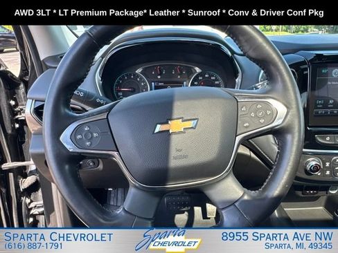 Used 2019 Chevrolet Traverse LT w/ LT Premium Package AWD/4WD image 19