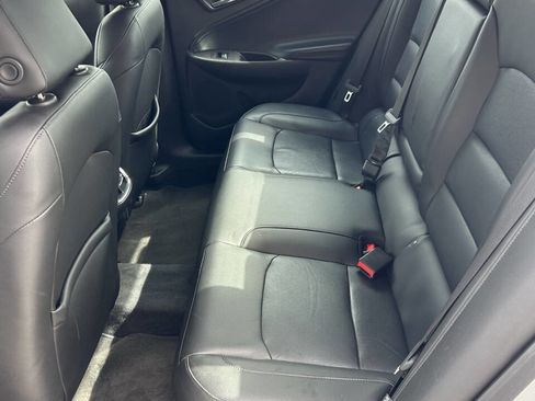 Used 2016 Chevrolet Malibu LT w/ Leather Package image 15