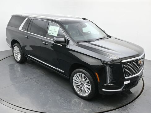 New 2026 Cadillac Escalade ESV Luxury image 29