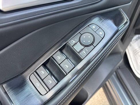 Certified 2023 Nissan Rogue SV w/ SV Premium B Package AWD/4WD image 18