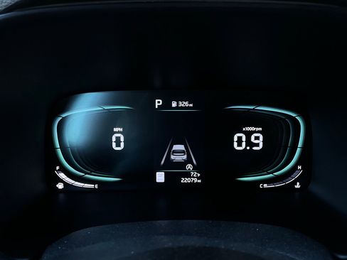 Used 2025 Kia Soul LX w/ LX Technology Package image 35