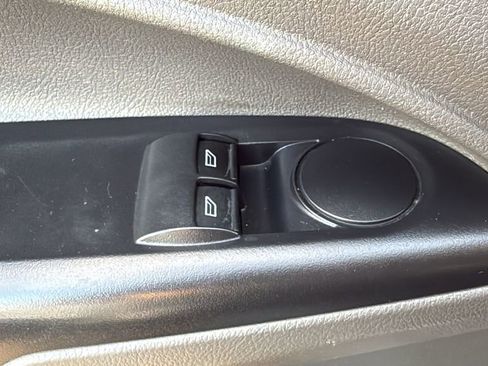 Used 2020 Ford Transit Connect XL image 26