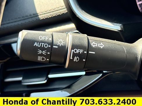 Used 2024 Acura MDX SH-AWD w/ Advance Package image 11