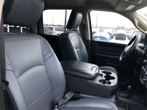 Used 2020 RAM 3500 Tradesman w/ Chrome Appearance Group image 27
