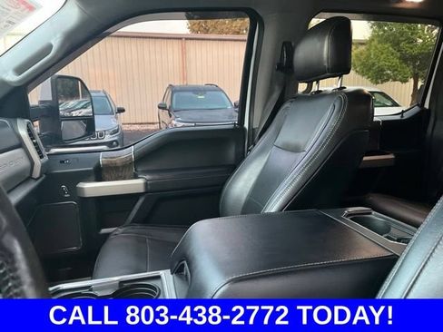 Used 2018 Ford F250 Lariat w/ Lariat Value Package AWD/4WD image 9