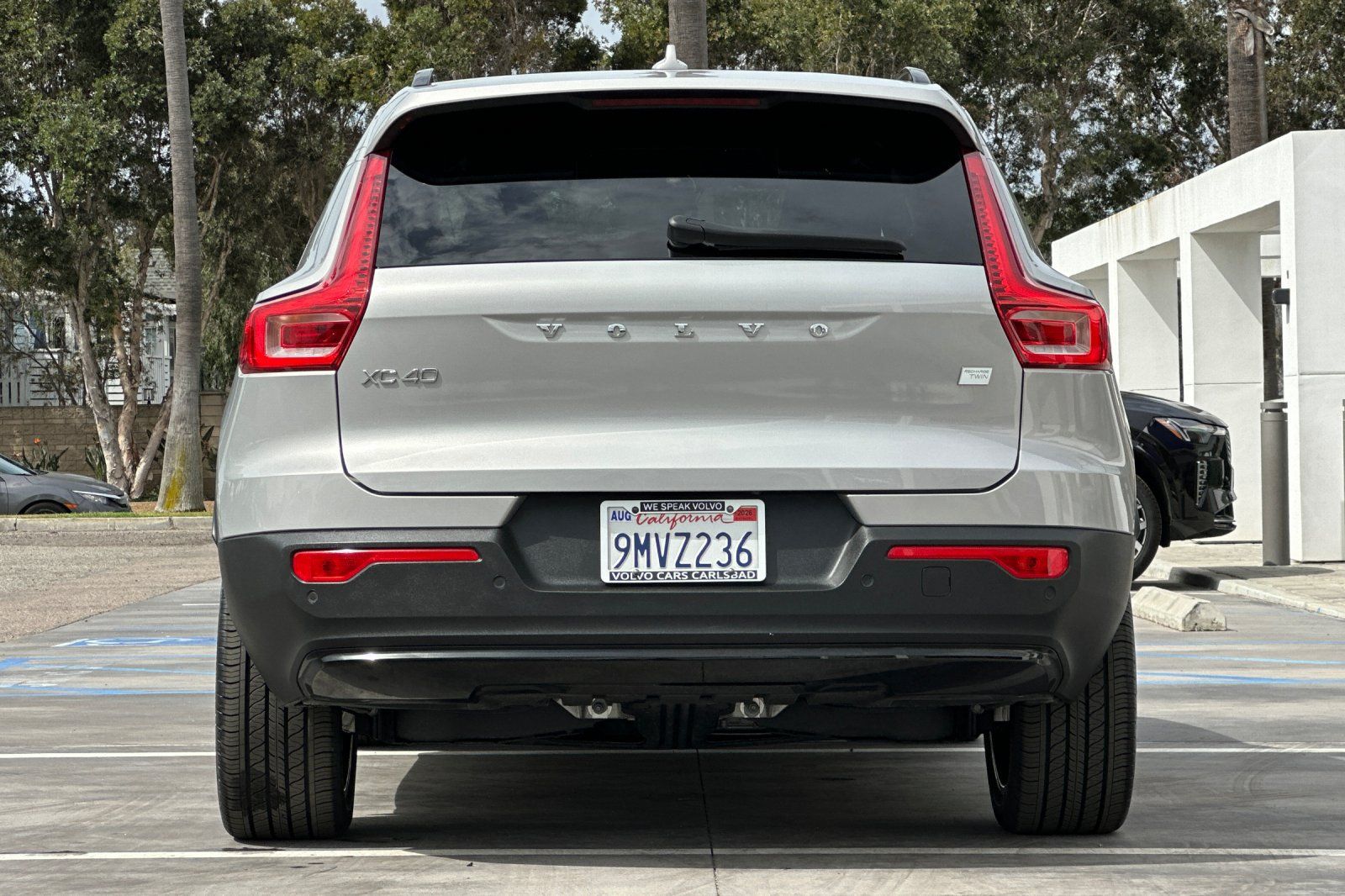 Certified 2024 Volvo XC40 Recharge Core w/ Protection Package Premier AWD/4WD image 5
