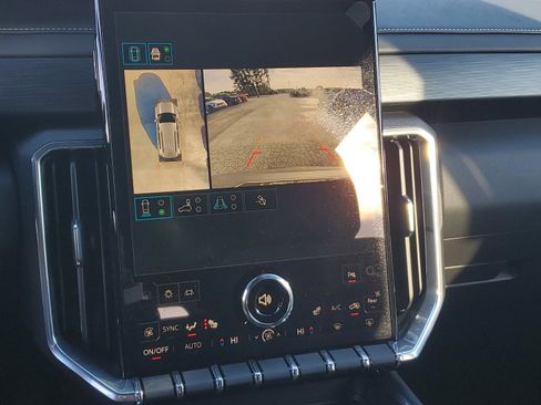 New 2025 GMC Acadia Elevation w/ Black Edition image 28