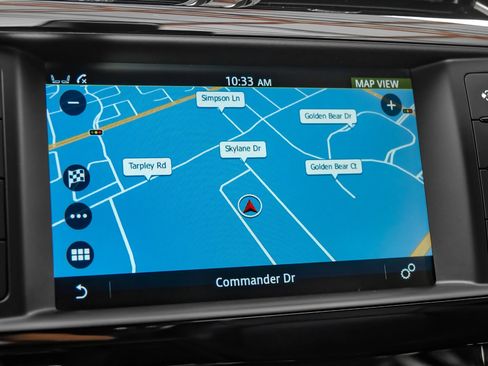 Used 2018 Jaguar F-PACE Premium AWD/4WD image 19